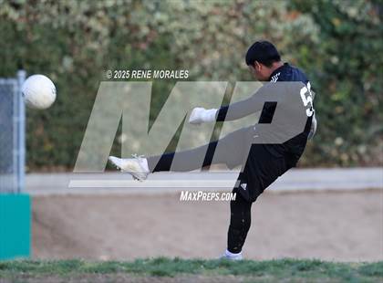 Thumbnail 2 in Marshall vs Eagle Rock photogallery.