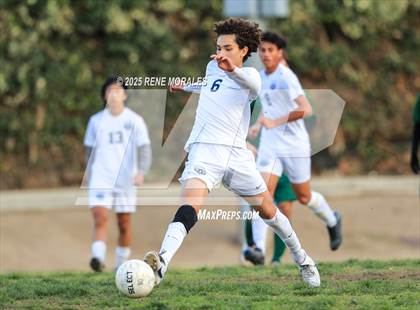 Thumbnail 1 in Marshall vs Eagle Rock photogallery.