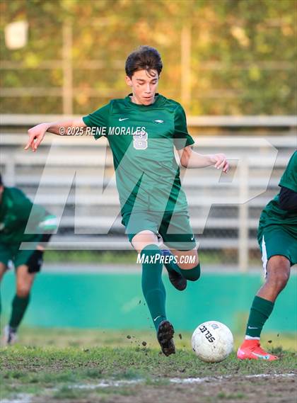 Thumbnail 2 in Marshall vs Eagle Rock photogallery.