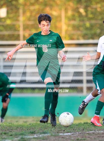 Thumbnail 1 in Marshall vs Eagle Rock photogallery.