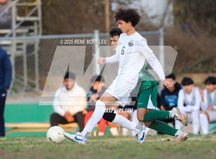 Thumbnail 1 in Marshall vs Eagle Rock photogallery.