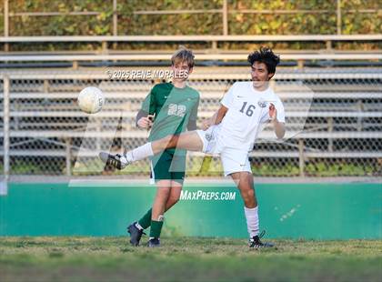 Thumbnail 2 in Marshall vs Eagle Rock photogallery.