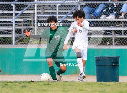 Thumbnail 2 in Marshall vs Eagle Rock photogallery.