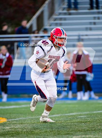 Thumbnail 2 in Garden City vs. MacArthur (Section VIII Nassau II Championship) photogallery.