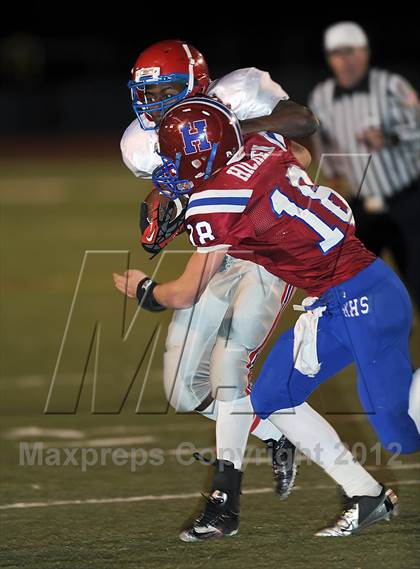Thumbnail 2 in Vestavia Hills vs. Huntsville (AHSAA Playoff Round 2) photogallery.