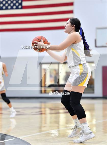Thumbnail 1 in Bellevue vs Chico (Mesquite Pit Classic Tournament) photogallery.