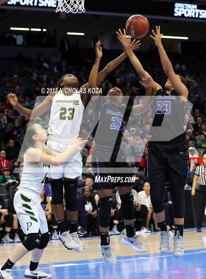 Thumbnail 1 in Windward vs. Pinewood (CIF State Open Division Finals) photogallery.