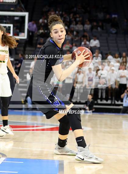 Thumbnail 3 in Windward vs. Pinewood (CIF State Open Division Finals) photogallery.