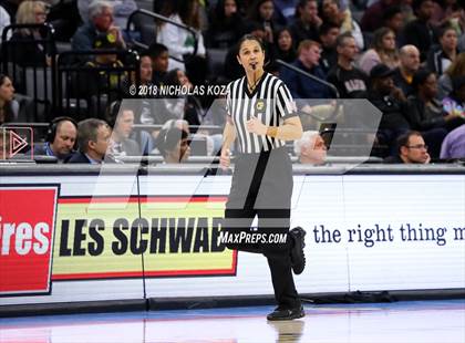 Thumbnail 3 in Windward vs. Pinewood (CIF State Open Division Finals) photogallery.