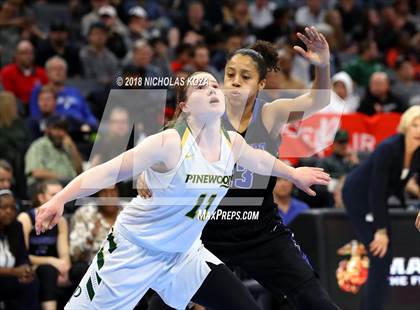 Thumbnail 1 in Windward vs. Pinewood (CIF State Open Division Finals) photogallery.