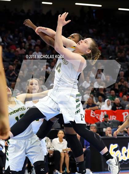 Thumbnail 1 in Windward vs. Pinewood (CIF State Open Division Finals) photogallery.
