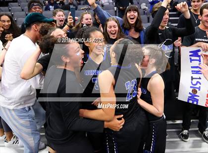 Thumbnail 1 in Windward vs. Pinewood (CIF State Open Division Finals) photogallery.