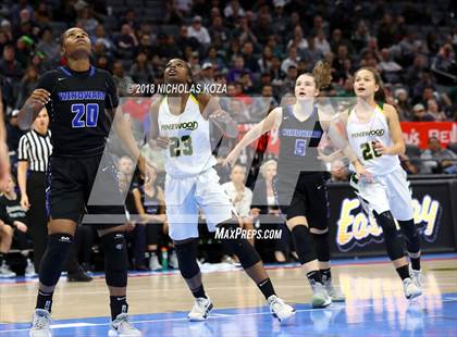Thumbnail 2 in Windward vs. Pinewood (CIF State Open Division Finals) photogallery.