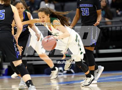 Thumbnail 3 in Windward vs. Pinewood (CIF State Open Division Finals) photogallery.