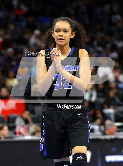 Thumbnail 3 in Windward vs. Pinewood (CIF State Open Division Finals) photogallery.