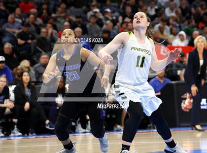 Thumbnail 2 in Windward vs. Pinewood (CIF State Open Division Finals) photogallery.