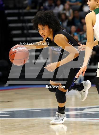 Thumbnail 3 in Windward vs. Pinewood (CIF State Open Division Finals) photogallery.