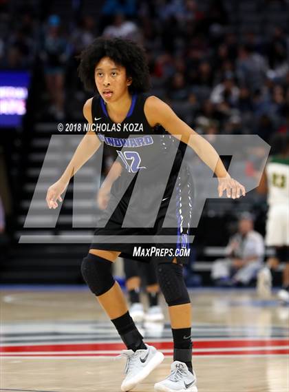 Thumbnail 3 in Windward vs. Pinewood (CIF State Open Division Finals) photogallery.
