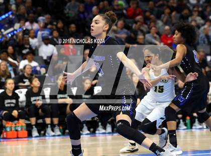Thumbnail 2 in Windward vs. Pinewood (CIF State Open Division Finals) photogallery.