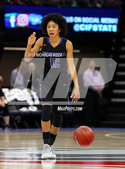 Thumbnail 1 in Windward vs. Pinewood (CIF State Open Division Finals) photogallery.