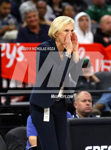 Thumbnail 3 in Windward vs. Pinewood (CIF State Open Division Finals) photogallery.