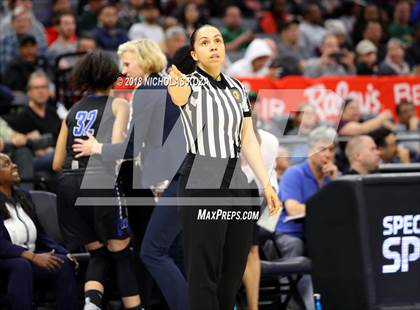 Thumbnail 1 in Windward vs. Pinewood (CIF State Open Division Finals) photogallery.