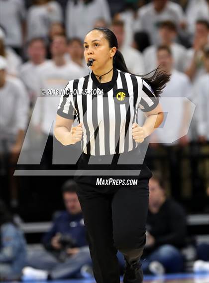 Thumbnail 1 in Windward vs. Pinewood (CIF State Open Division Finals) photogallery.