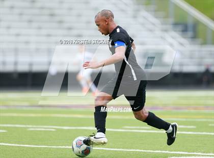 Thumbnail 1 in Niles North vs. Lincoln Park photogallery.