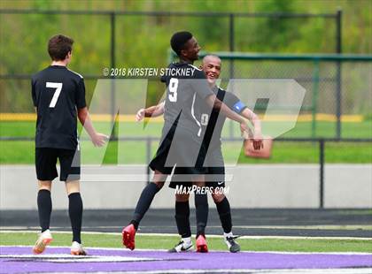 Thumbnail 1 in Niles North vs. Lincoln Park photogallery.