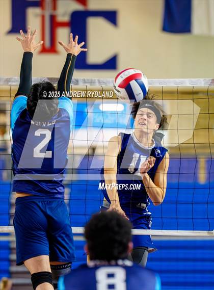 Thumbnail 3 in College View vs. Severance (CHSAA Round1 M2) photogallery.