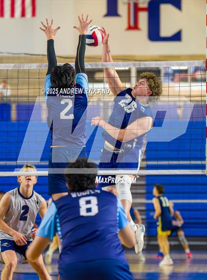 Thumbnail 3 in College View vs. Severance (CHSAA Round1 M2) photogallery.