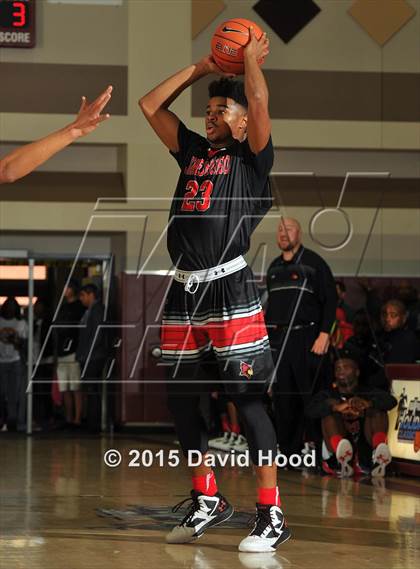 Thumbnail 2 in Windward vs. Jonesboro (MaxPreps Holiday Classic) photogallery.