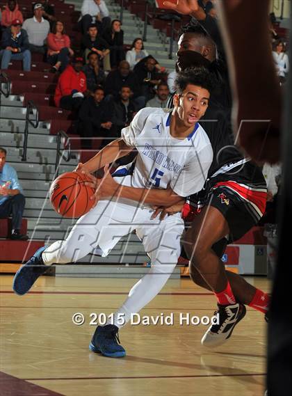 Thumbnail 2 in Windward vs. Jonesboro (MaxPreps Holiday Classic) photogallery.