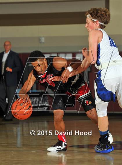 Thumbnail 1 in Windward vs. Jonesboro (MaxPreps Holiday Classic) photogallery.