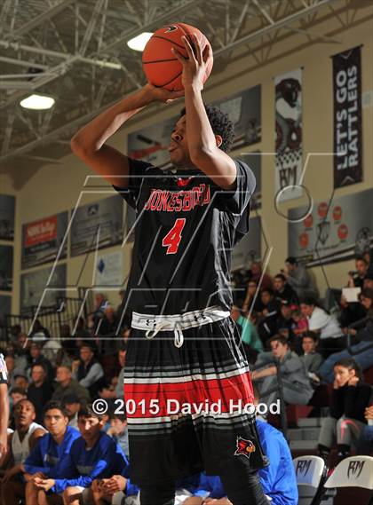 Thumbnail 3 in Windward vs. Jonesboro (MaxPreps Holiday Classic) photogallery.