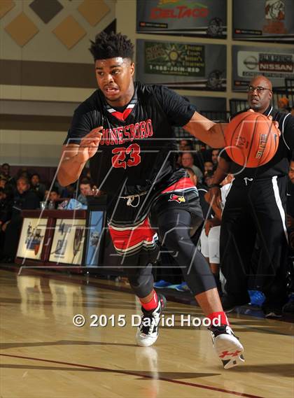 Thumbnail 1 in Windward vs. Jonesboro (MaxPreps Holiday Classic) photogallery.