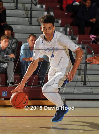 Thumbnail 1 in Windward vs. Jonesboro (MaxPreps Holiday Classic) photogallery.