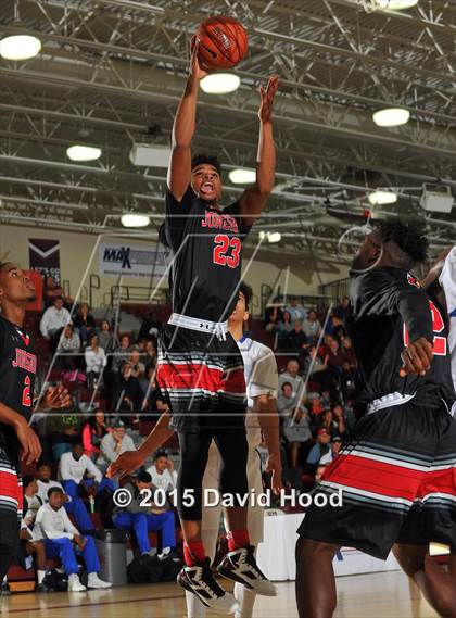 Thumbnail 2 in Windward vs. Jonesboro (MaxPreps Holiday Classic) photogallery.