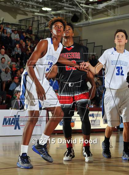 Thumbnail 3 in Windward vs. Jonesboro (MaxPreps Holiday Classic) photogallery.