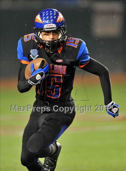 Thumbnail 1 in De La Salle vs. Westlake (CIF State Open Division Final) photogallery.