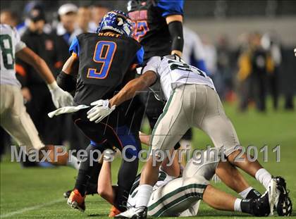 Thumbnail 1 in De La Salle vs. Westlake (CIF State Open Division Final) photogallery.