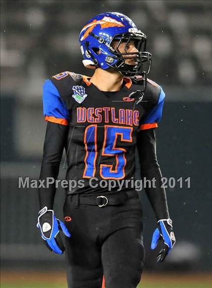 Thumbnail 1 in De La Salle vs. Westlake (CIF State Open Division Final) photogallery.