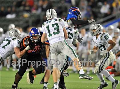 Thumbnail 3 in De La Salle vs. Westlake (CIF State Open Division Final) photogallery.