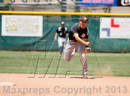 Thumbnail 1 in Valor Christian vs. Durango (CHSAA 4A Semifinal) photogallery.