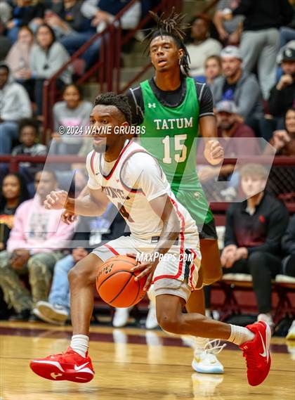 Thumbnail 2 in Kountze vs. Tatum (Tenaha Holiday Hoops) photogallery.