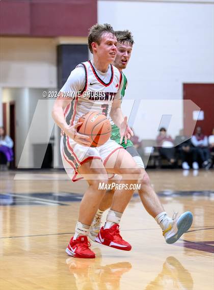 Thumbnail 3 in Kountze vs. Tatum (Tenaha Holiday Hoops) photogallery.
