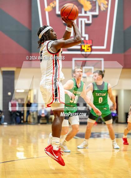 Thumbnail 2 in Kountze vs. Tatum (Tenaha Holiday Hoops) photogallery.