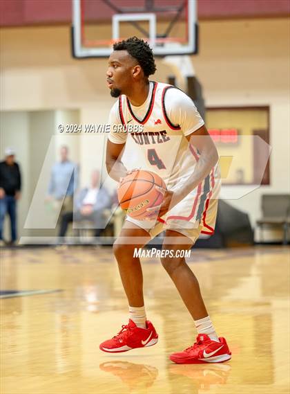 Thumbnail 1 in Kountze vs. Tatum (Tenaha Holiday Hoops) photogallery.
