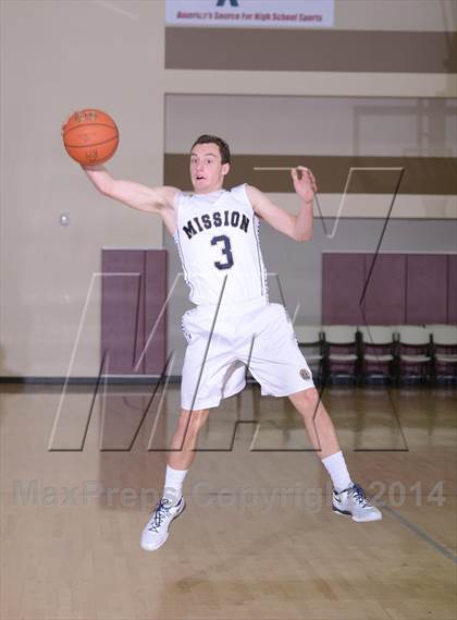 Thumbnail 2 in Mission Prep vs. Ponderosa (MaxPreps Holiday Classic) photogallery.