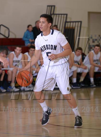 Thumbnail 2 in Mission Prep vs. Ponderosa (MaxPreps Holiday Classic) photogallery.